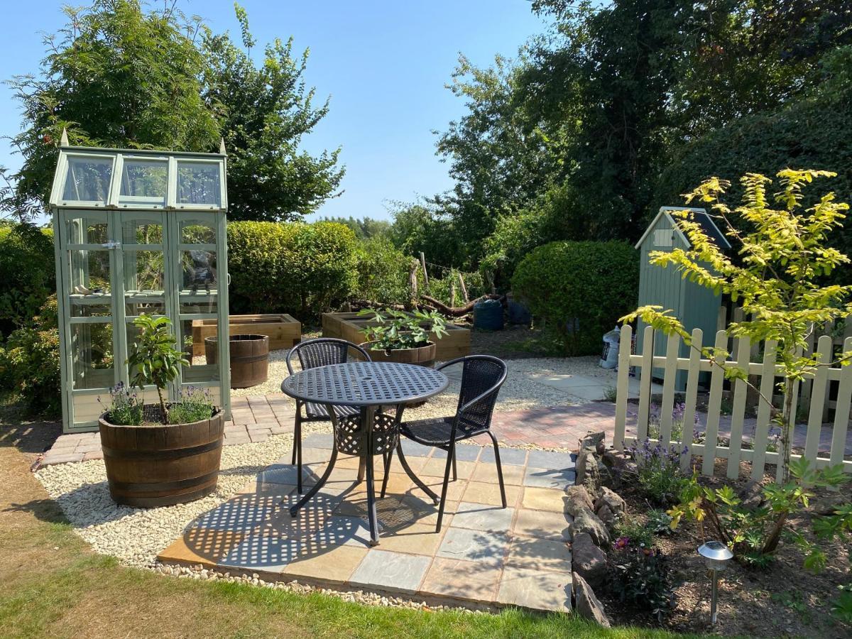 Hanley Swan Orchard Side Bed And Breakfast المظهر الخارجي الصورة
